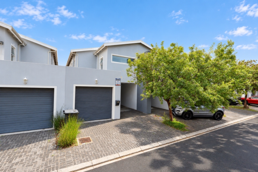3 Bedroom Property for Sale in Parklands Western Cape